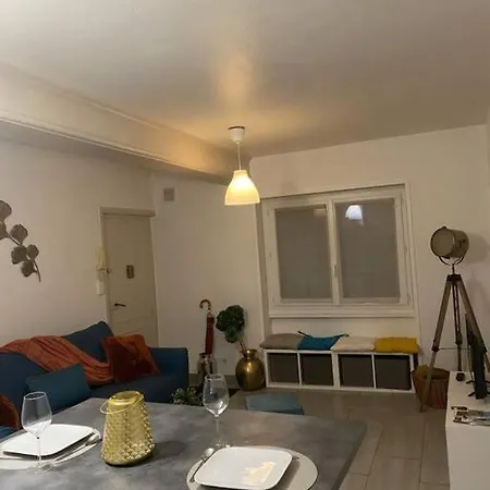 Absl Apartment *